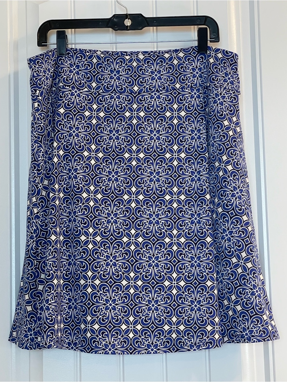 LuLaRoe Blue and White Moroccan Tile Knee Length Skort